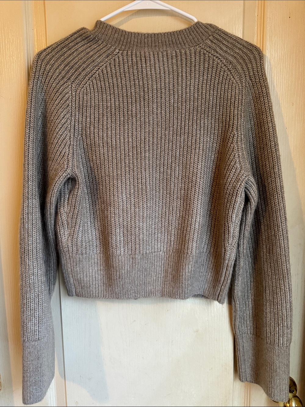 NWT! Abercrombie & Fitch Cardigan Size Small - Picture 4 of 4
